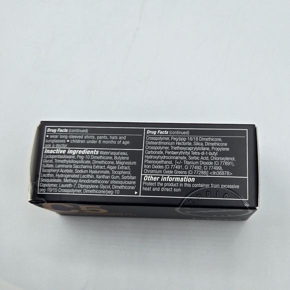 MAC C5 Studio Fix Fluid SPF 15 Foundation - Picture 12 of 13